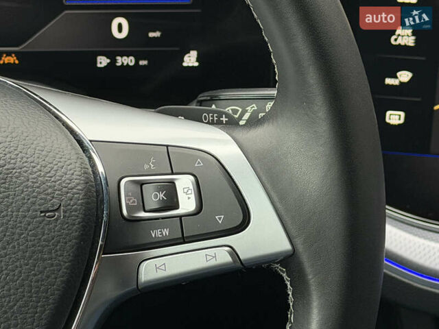 Сірий Фольксваген Туарег, об'ємом двигуна 3 л та пробігом 45 тис. км за 59999 $, фото 112 на Automoto.ua