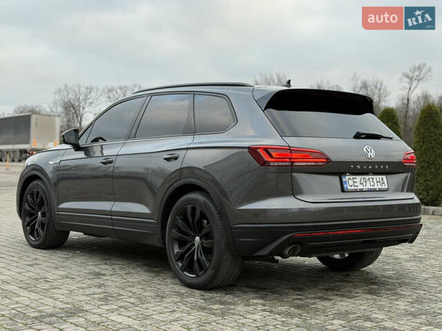 Сірий Фольксваген Туарег, об'ємом двигуна 3 л та пробігом 278 тис. км за 33700 $, фото 30 на Automoto.ua
