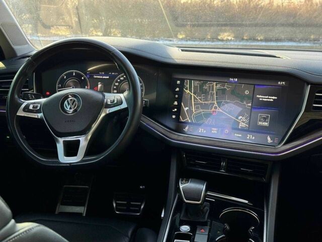 Сірий Фольксваген Туарег, об'ємом двигуна 3 л та пробігом 80 тис. км за 42000 $, фото 9 на Automoto.ua