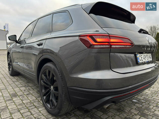 Сірий Фольксваген Туарег, об'ємом двигуна 3 л та пробігом 278 тис. км за 33700 $, фото 31 на Automoto.ua