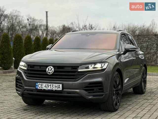 Сірий Фольксваген Туарег, об'ємом двигуна 3 л та пробігом 278 тис. км за 33700 $, фото 13 на Automoto.ua