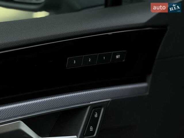 Сірий Фольксваген Туарег, об'ємом двигуна 3 л та пробігом 182 тис. км за 46000 $, фото 46 на Automoto.ua