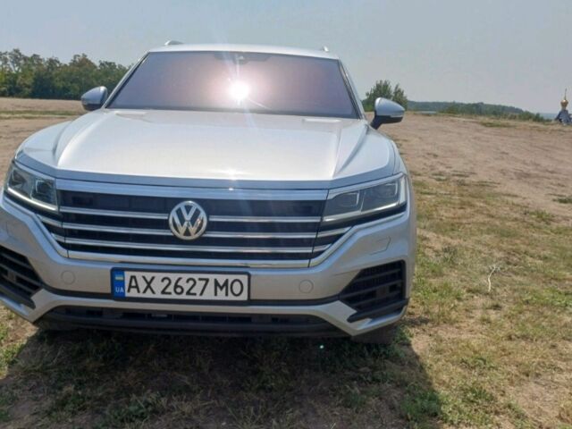 Серый Фольксваген Туарег, объемом двигателя 3 л и пробегом 79 тыс. км за 40500 $, фото 1 на Automoto.ua