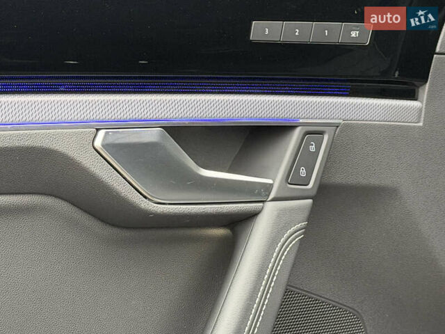 Сірий Фольксваген Туарег, об'ємом двигуна 3 л та пробігом 45 тис. км за 59999 $, фото 54 на Automoto.ua