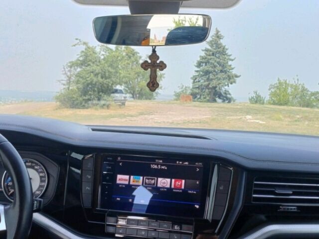 Серый Фольксваген Туарег, объемом двигателя 3 л и пробегом 79 тыс. км за 40500 $, фото 11 на Automoto.ua