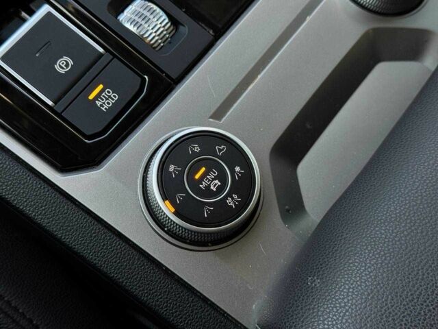 Сірий Фольксваген Туарег, об'ємом двигуна 3 л та пробігом 80 тис. км за 42000 $, фото 14 на Automoto.ua