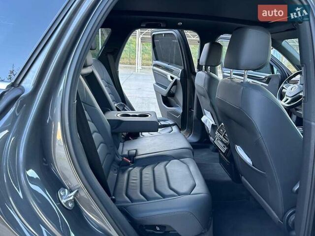 Сірий Фольксваген Туарег, об'ємом двигуна 3 л та пробігом 160 тис. км за 45800 $, фото 8 на Automoto.ua