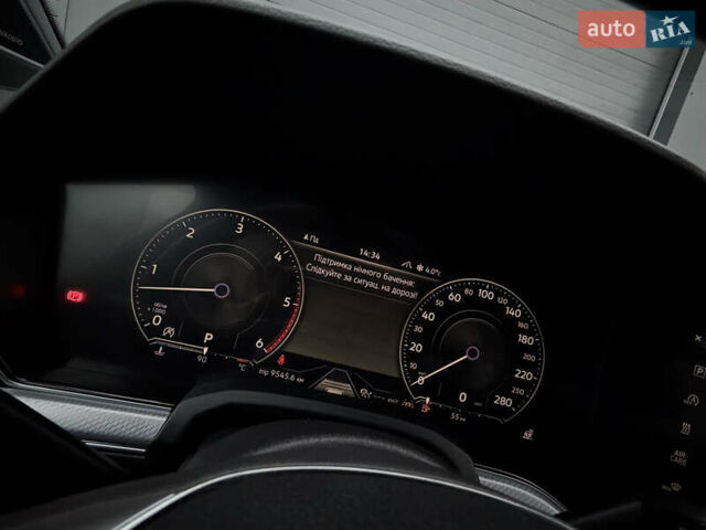 Сірий Фольксваген Туарег, об'ємом двигуна 3 л та пробігом 182 тис. км за 46000 $, фото 68 на Automoto.ua