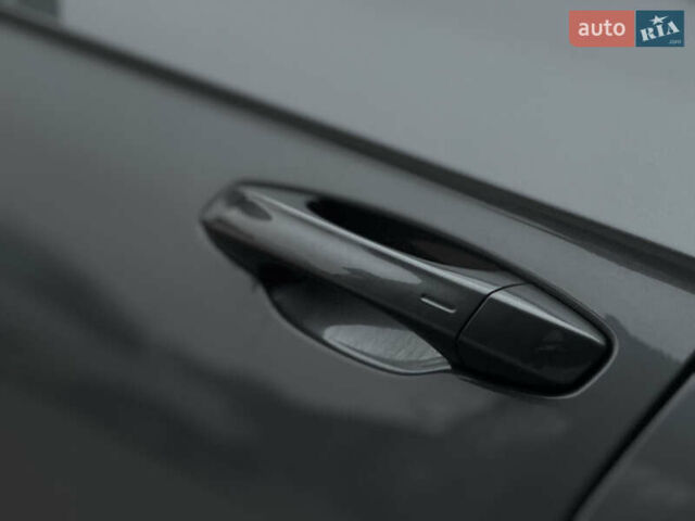 Сірий Фольксваген Туарег, об'ємом двигуна 3 л та пробігом 182 тис. км за 46000 $, фото 33 на Automoto.ua