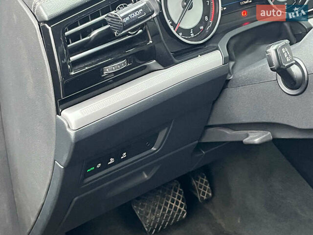 Серый Фольксваген Туарег, объемом двигателя 3.6 л и пробегом 117 тыс. км за 39990 $, фото 25 на Automoto.ua