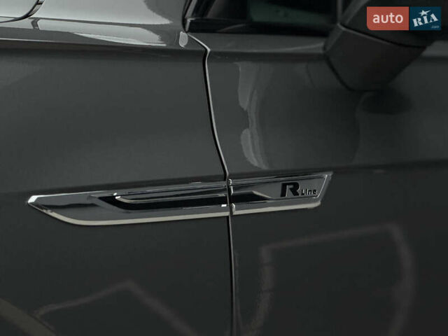 Сірий Фольксваген Туарег, об'ємом двигуна 3 л та пробігом 182 тис. км за 46000 $, фото 7 на Automoto.ua