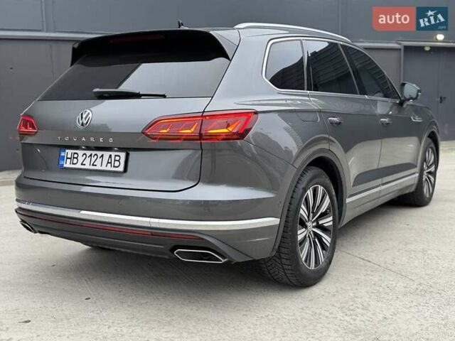 Серый Фольксваген Туарег, объемом двигателя 3 л и пробегом 246 тыс. км за 41750 $, фото 9 на Automoto.ua