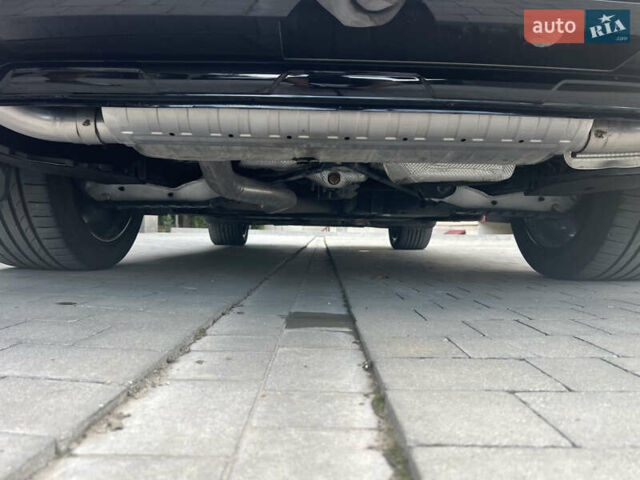 Серый Фольксваген Туарег, объемом двигателя 2.97 л и пробегом 166 тыс. км за 53000 $, фото 1 на Automoto.ua