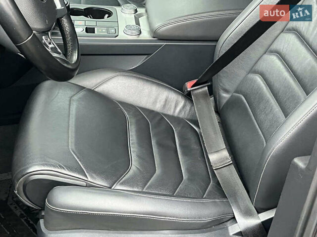 Серый Фольксваген Туарег, объемом двигателя 3.6 л и пробегом 117 тыс. км за 39990 $, фото 26 на Automoto.ua