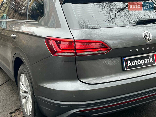 Серый Фольксваген Туарег, объемом двигателя 3.6 л и пробегом 117 тыс. км за 39990 $, фото 8 на Automoto.ua
