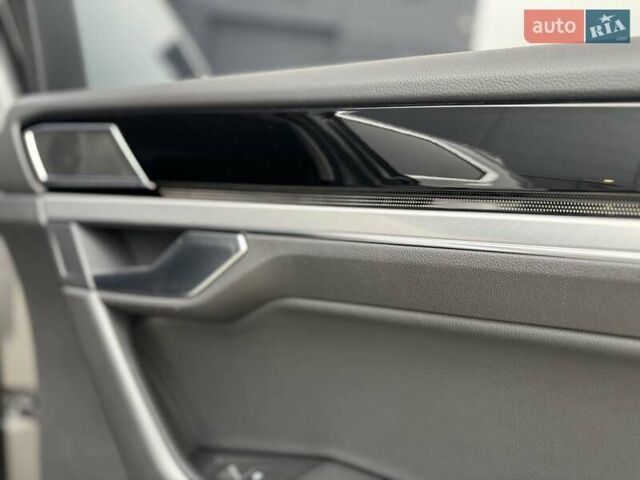 Серый Фольксваген Туарег, объемом двигателя 3 л и пробегом 246 тыс. км за 41750 $, фото 26 на Automoto.ua