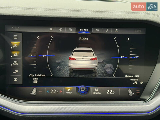 Сірий Фольксваген Туарег, об'ємом двигуна 3 л та пробігом 45 тис. км за 59999 $, фото 147 на Automoto.ua