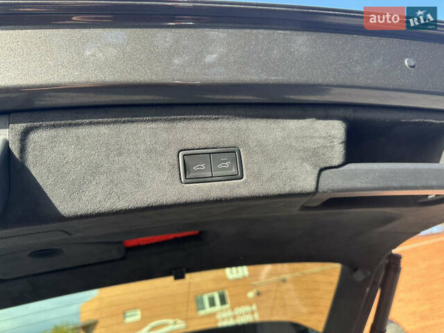 Сірий Фольксваген Туарег, об'ємом двигуна 2.99 л та пробігом 138 тис. км за 47500 $, фото 28 на Automoto.ua