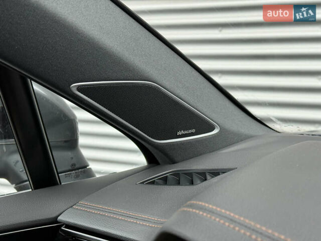 Серый Фольксваген Туарег, объемом двигателя 3 л и пробегом 85 тыс. км за 56500 $, фото 39 на Automoto.ua