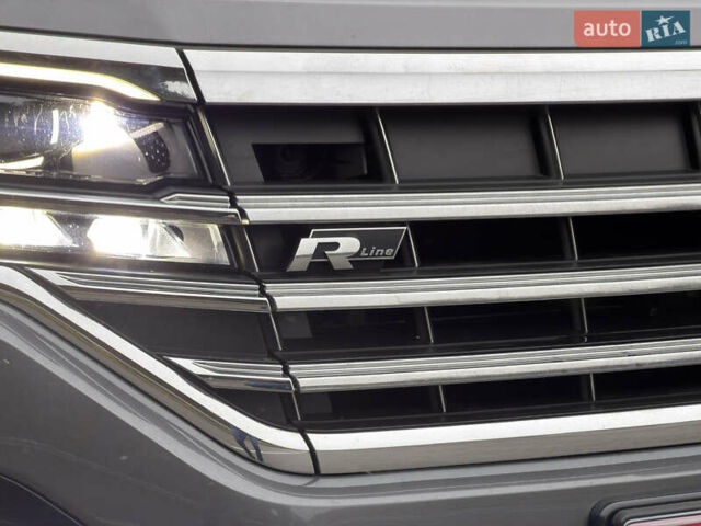 Сірий Фольксваген Туарег, об'ємом двигуна 3 л та пробігом 45 тис. км за 59999 $, фото 17 на Automoto.ua