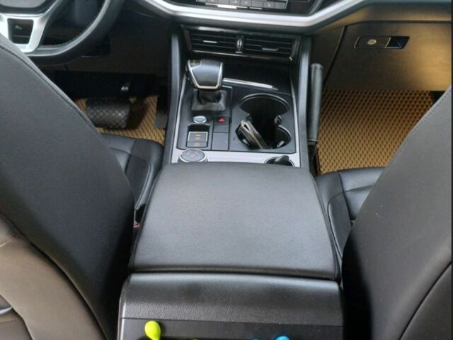 Серый Фольксваген Туарег, объемом двигателя 3 л и пробегом 79 тыс. км за 40500 $, фото 18 на Automoto.ua