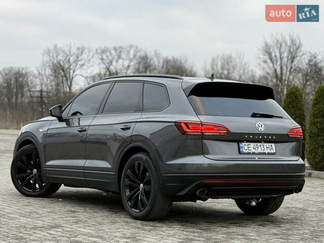 Сірий Фольксваген Туарег, об'ємом двигуна 3 л та пробігом 278 тис. км за 33700 $, фото 10 на Automoto.ua