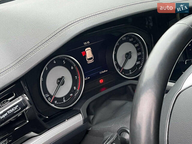 Серый Фольксваген Туарег, объемом двигателя 3.6 л и пробегом 117 тыс. км за 39990 $, фото 27 на Automoto.ua