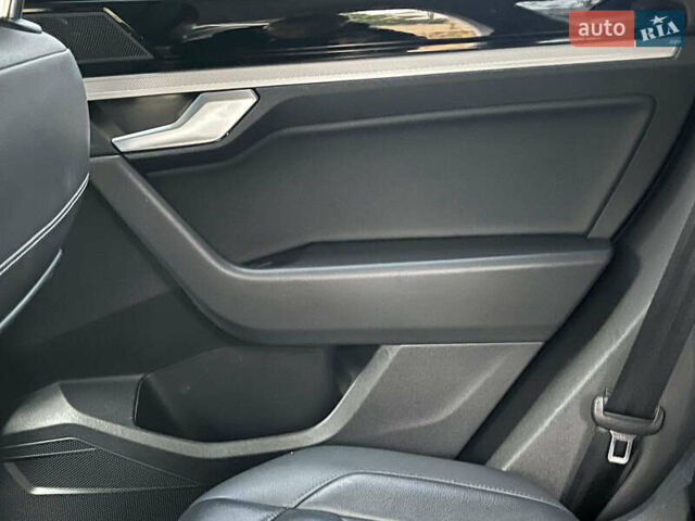 Серый Фольксваген Туарег, объемом двигателя 3.6 л и пробегом 117 тыс. км за 39990 $, фото 33 на Automoto.ua