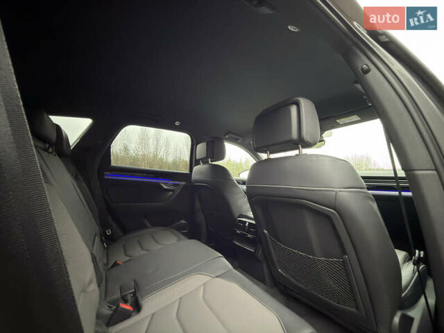 Сірий Фольксваген Туарег, об'ємом двигуна 3 л та пробігом 45 тис. км за 59999 $, фото 82 на Automoto.ua