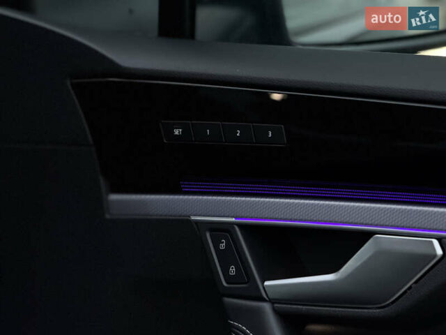 Сірий Фольксваген Туарег, об'ємом двигуна 3 л та пробігом 182 тис. км за 46000 $, фото 58 на Automoto.ua