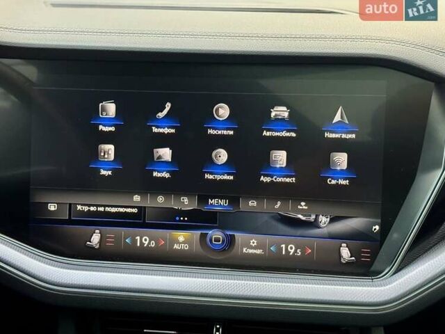 Серый Фольксваген Туарег, объемом двигателя 2.97 л и пробегом 142 тыс. км за 49700 $, фото 38 на Automoto.ua