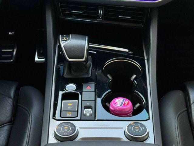 Сірий Фольксваген Туарег, об'ємом двигуна 3 л та пробігом 80 тис. км за 42000 $, фото 11 на Automoto.ua