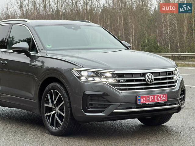 Сірий Фольксваген Туарег, об'ємом двигуна 3 л та пробігом 45 тис. км за 59999 $, фото 13 на Automoto.ua