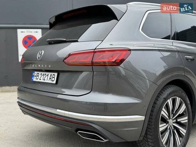 Серый Фольксваген Туарег, объемом двигателя 3 л и пробегом 246 тыс. км за 41750 $, фото 41 на Automoto.ua