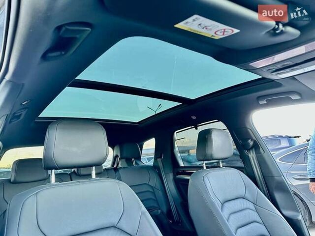 Сірий Фольксваген Туарег, об'ємом двигуна 3 л та пробігом 160 тис. км за 45800 $, фото 13 на Automoto.ua