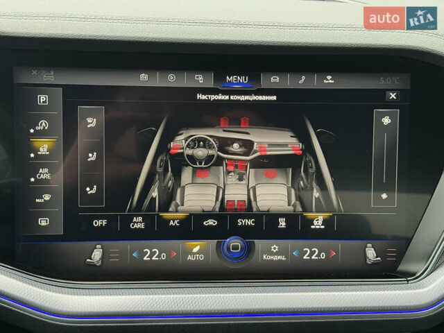 Сірий Фольксваген Туарег, об'ємом двигуна 3 л та пробігом 45 тис. км за 59999 $, фото 136 на Automoto.ua