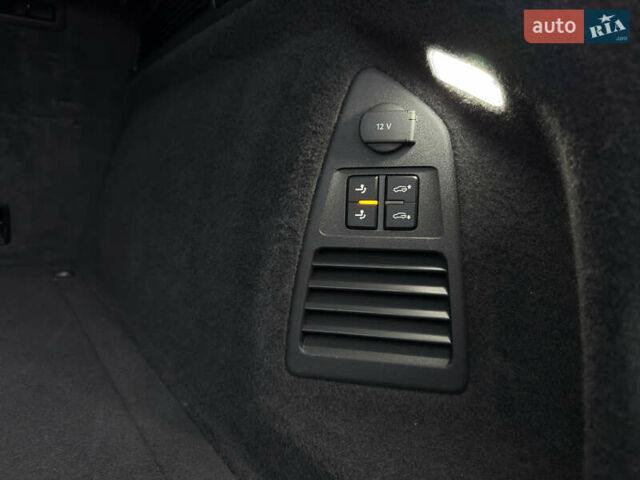 Сірий Фольксваген Туарег, об'ємом двигуна 3 л та пробігом 278 тис. км за 33700 $, фото 50 на Automoto.ua