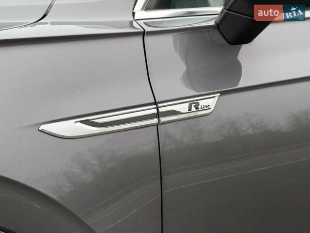 Сірий Фольксваген Туарег, об'ємом двигуна 3 л та пробігом 45 тис. км за 59999 $, фото 33 на Automoto.ua