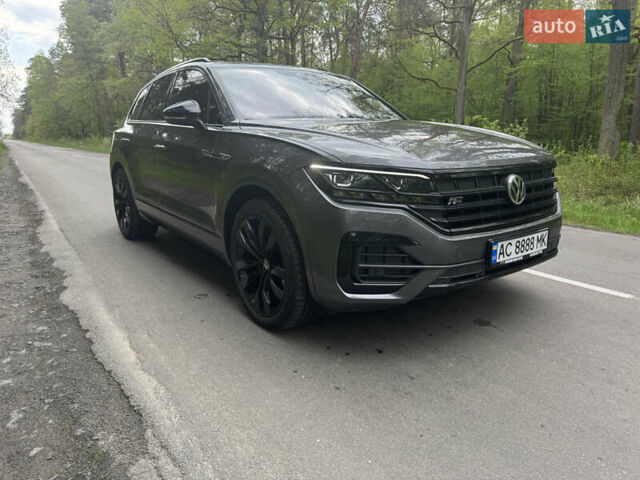 Серый Фольксваген Туарег, объемом двигателя 2.97 л и пробегом 128 тыс. км за 57500 $, фото 14 на Automoto.ua