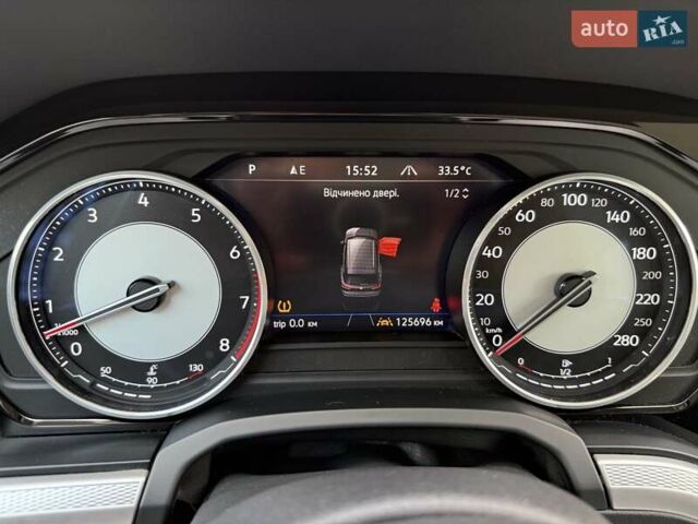 Сірий Фольксваген Туарег, об'ємом двигуна 2.99 л та пробігом 125 тис. км за 39000 $, фото 12 на Automoto.ua