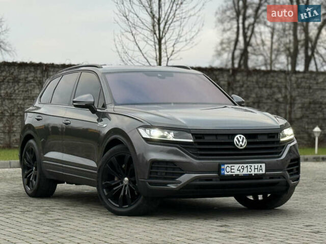 Сірий Фольксваген Туарег, об'ємом двигуна 3 л та пробігом 278 тис. км за 33700 $, фото 7 на Automoto.ua