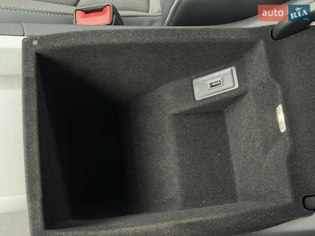 Сірий Фольксваген Туарег, об'ємом двигуна 3 л та пробігом 45 тис. км за 59999 $, фото 122 на Automoto.ua