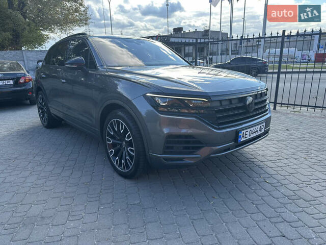 Сірий Фольксваген Туарег, об'ємом двигуна 2.99 л та пробігом 138 тис. км за 47500 $, фото 8 на Automoto.ua