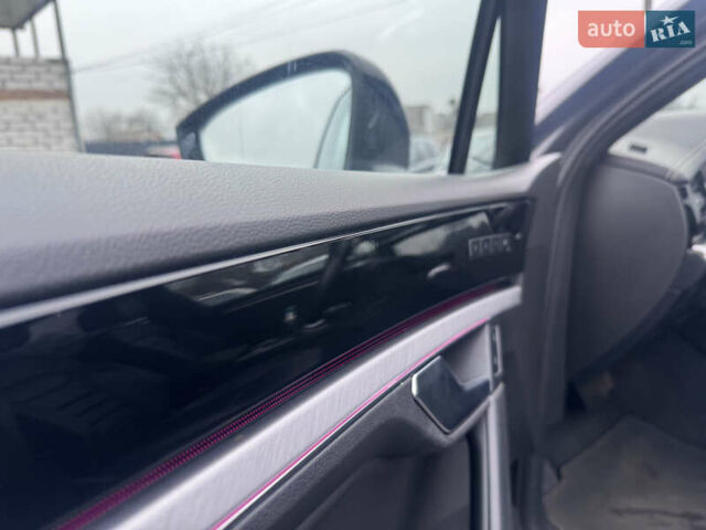 Серый Фольксваген Туарег, объемом двигателя 2.97 л и пробегом 155 тыс. км за 54500 $, фото 30 на Automoto.ua