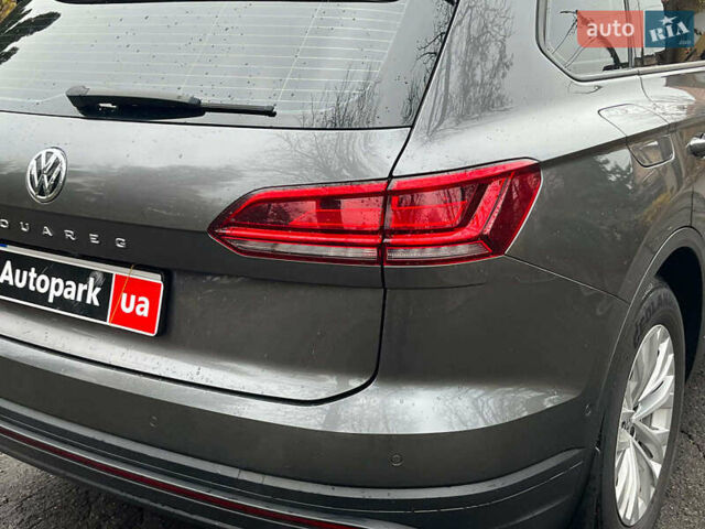 Серый Фольксваген Туарег, объемом двигателя 3.6 л и пробегом 117 тыс. км за 39990 $, фото 11 на Automoto.ua
