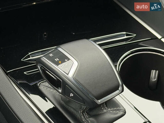 Сірий Фольксваген Туарег, об'ємом двигуна 3 л та пробігом 45 тис. км за 59999 $, фото 119 на Automoto.ua