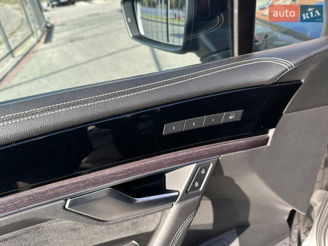Сірий Фольксваген Туарег, об'ємом двигуна 2.99 л та пробігом 138 тис. км за 47500 $, фото 17 на Automoto.ua