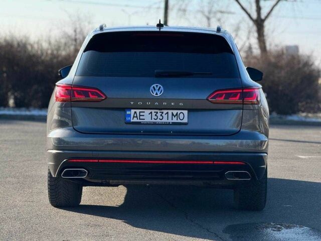 Сірий Фольксваген Туарег, об'ємом двигуна 3 л та пробігом 80 тис. км за 42000 $, фото 4 на Automoto.ua