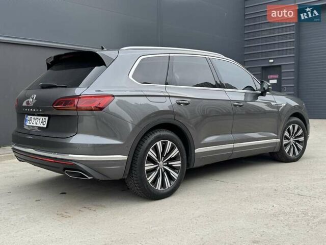 Серый Фольксваген Туарег, объемом двигателя 3 л и пробегом 246 тыс. км за 41750 $, фото 31 на Automoto.ua