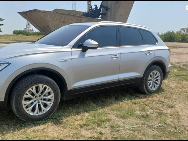 Серый Фольксваген Туарег, объемом двигателя 3 л и пробегом 79 тыс. км за 40500 $, фото 17 на Automoto.ua